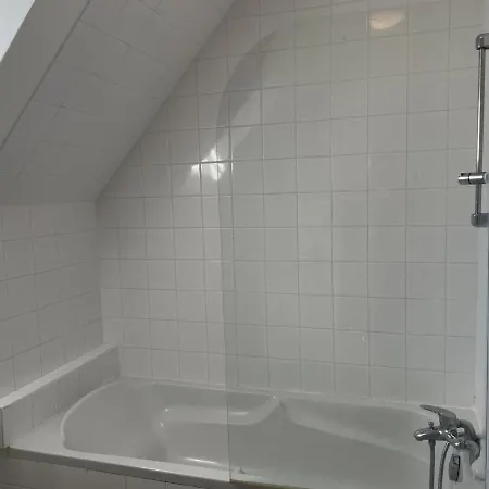 Сasa de vacaciones De Charme Avec Jardin Privatif, Wifi Et Barbecue, A Proximite Du Chateau D'avrilly - Fr-1-489-223 *