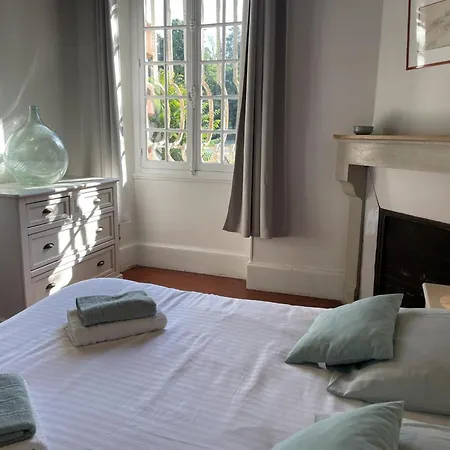 Ferienhaus Pavillon De Chasse Renove Avec Wifi Et Animaux Acceptes - - Fr-1-489-223