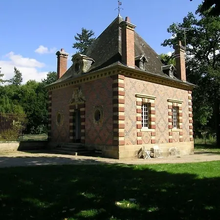 Pavillon De Chasse Rénové Avec Wifi Et Animaux Acceptés - - Fr-1-489-223 Séjour à la campagne Trévol